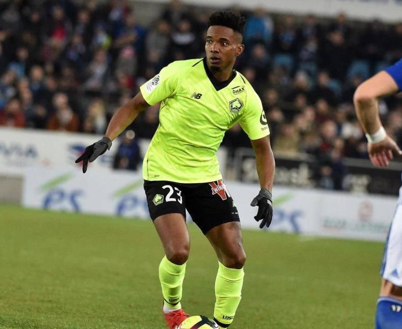 法甲倒计时,上海海港转会期调整名单,细节引发关注,管理层满意,更衣室氛围转暖(上海海港足球俱乐部官网) 法甲倒计时,上海海港转会期调整名单,细节引发关注,管理层满意,更衣室氛围转暖(上海海港足球俱乐部官网)