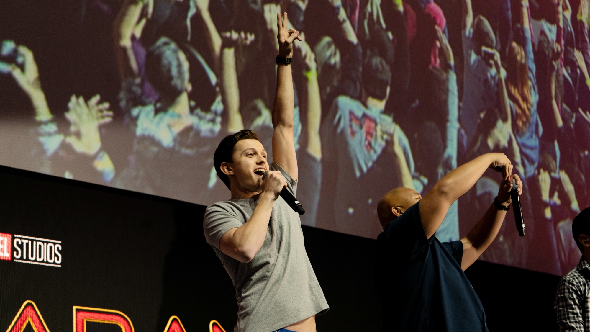 Karsa回归赛场，大胜首场状态亮眼，湖人观众沸腾！的简单介绍