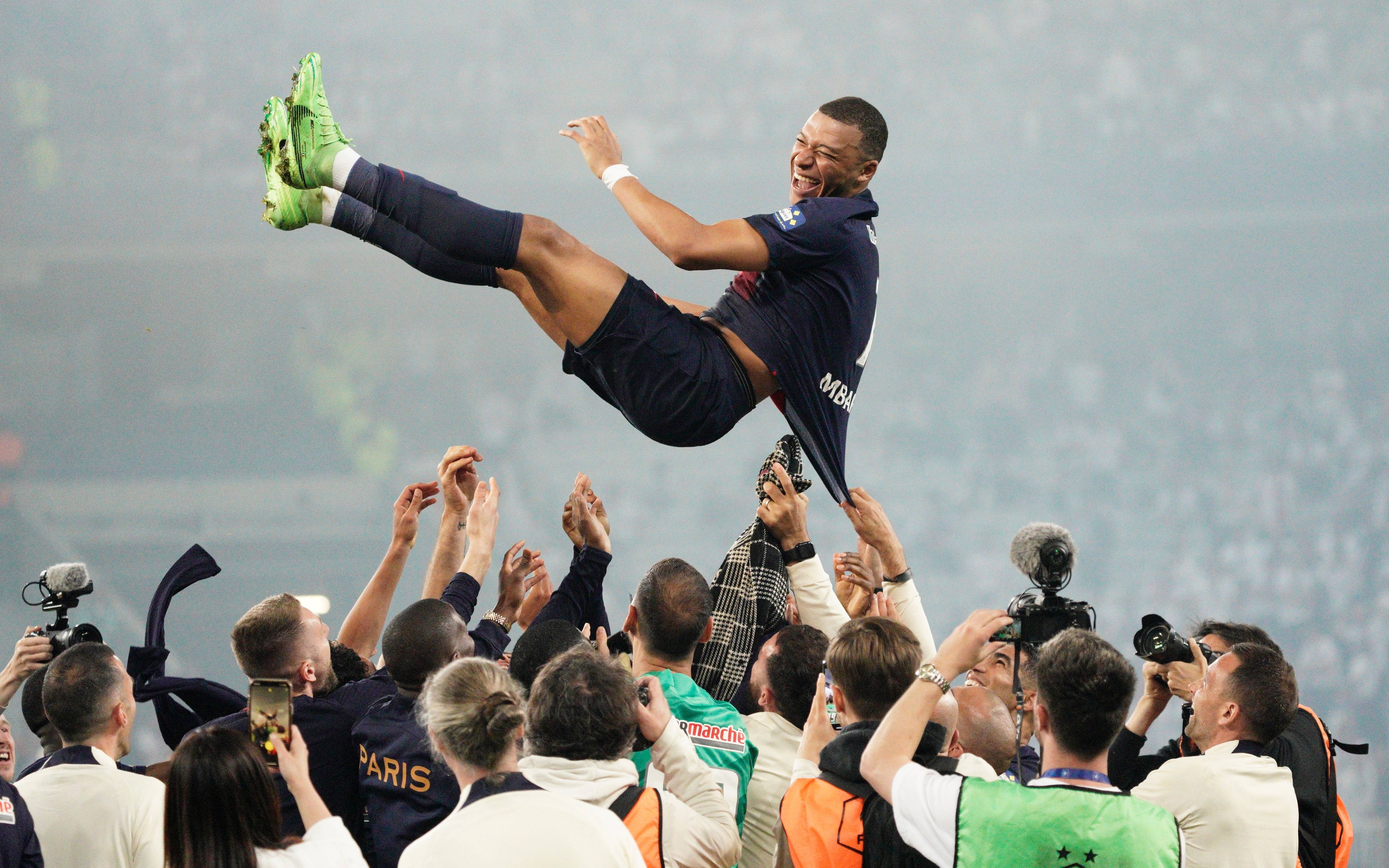 姆巴佩连续十二场比赛得分超过精彩发挥,巴塞罗那挑战极限!的简单介绍 姆巴佩连续十二场比赛得分超过精彩发挥,巴塞罗那挑战极限!的简单介绍